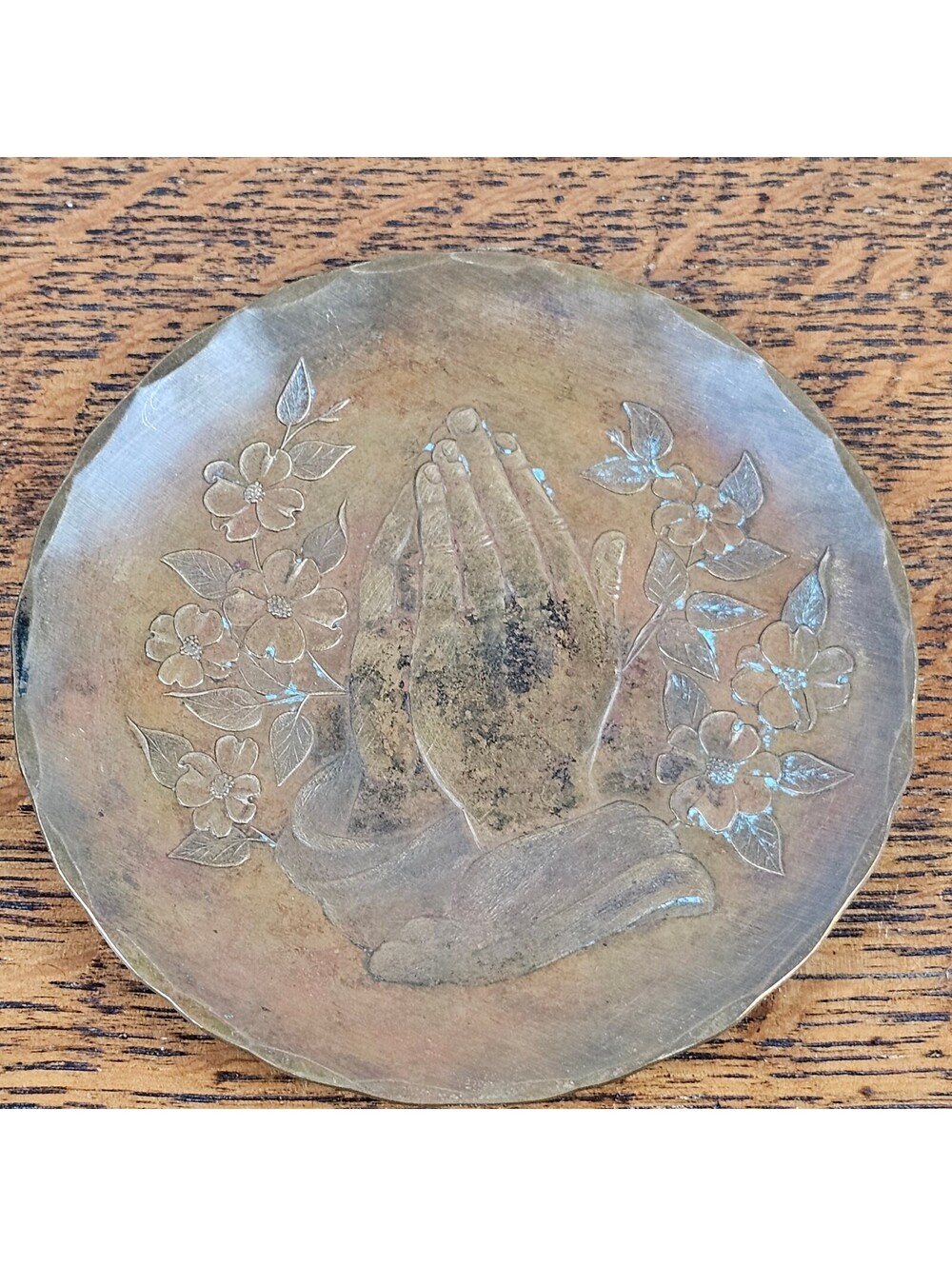 Vintage Wendell August Solid Bronze Praying Hands Dogwood Plate 4.5”